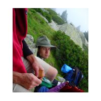 42-Indy mange un bout.jpg